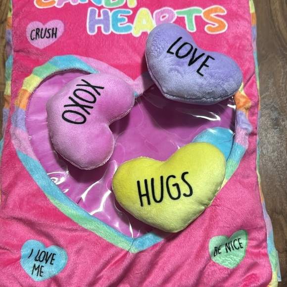 Candy hearts plush stuffed animal with 4 removable candy hearts - Picture 3 of 3